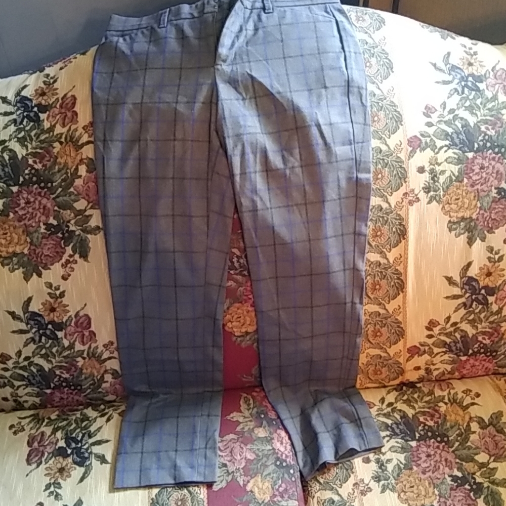 Crop pants from gap